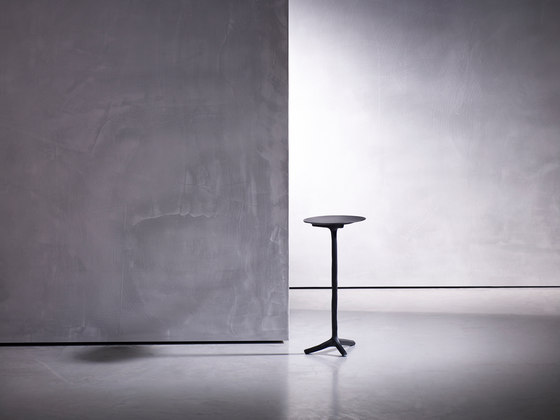 KLINK Side Table | Tables d'appoint | Piet Boon