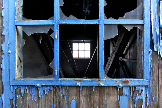 Struktures | Broken window glass | Wood panels | wallunica