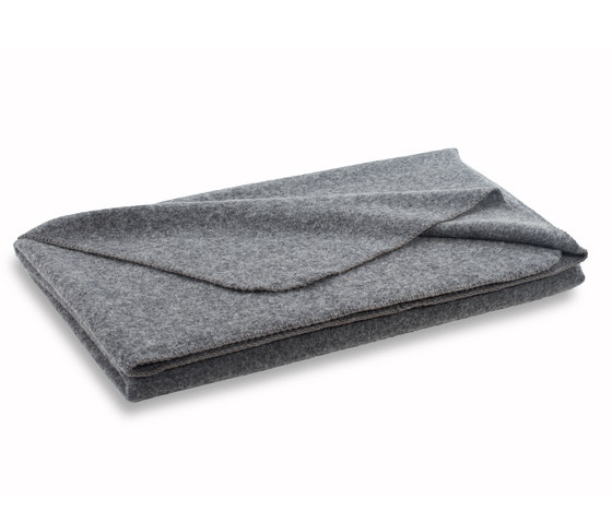 Irg Blankets graphite | Plaids | Steiner1888