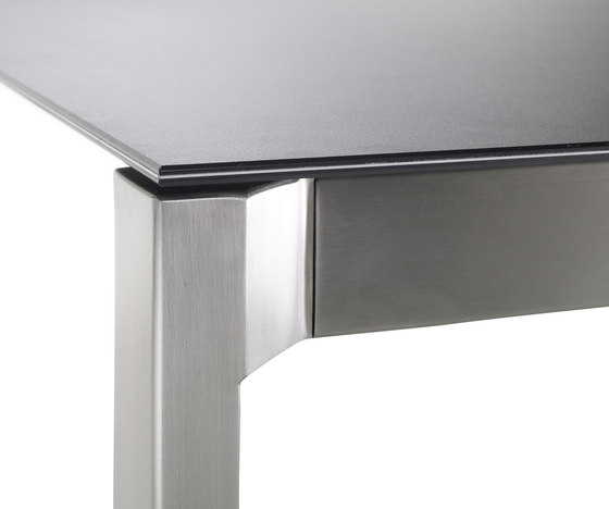 T-Series Edelstahl Tisch | Esstische | solpuri
