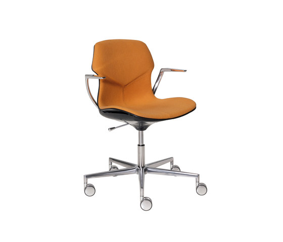 Stereo Swivel chair | Sillas | CASAMANIA & HORM