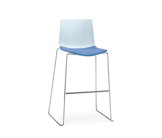 Catifa 46 | Bar stool, sled base | Bar stools | Arper