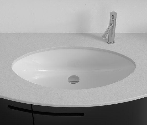 Occhio Piccolo Washbasin undermounted | Wash basins | Milldue