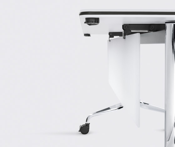 NESTYis3 by Interstuhl | Contract tables
