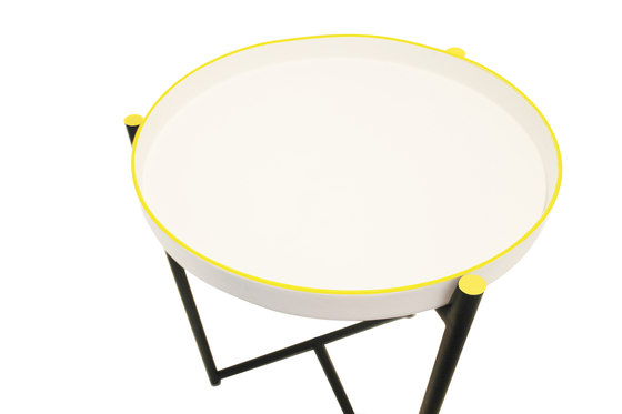 Oliver Tray Side Table | Beistelltische | Evie Group