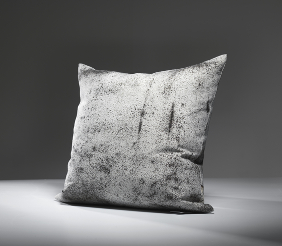 Concrete Cushion | Cushions | CONCRETE WALL