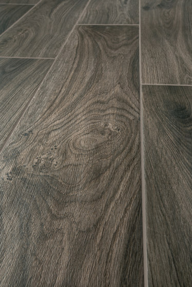 Bio Timber | Oak Grigio Scuro | Panneaux céramique | Lea Ceramiche