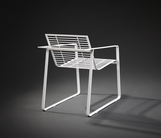 Foton armchair | Chairs | Delivié