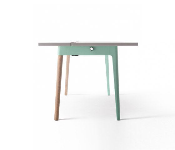 Offset Table | Desks | Maxdesign