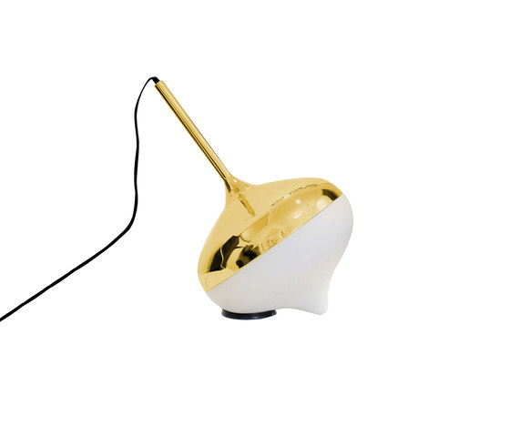 Spun Small Table Lamp Gold | Luminaires de table | Evie Group