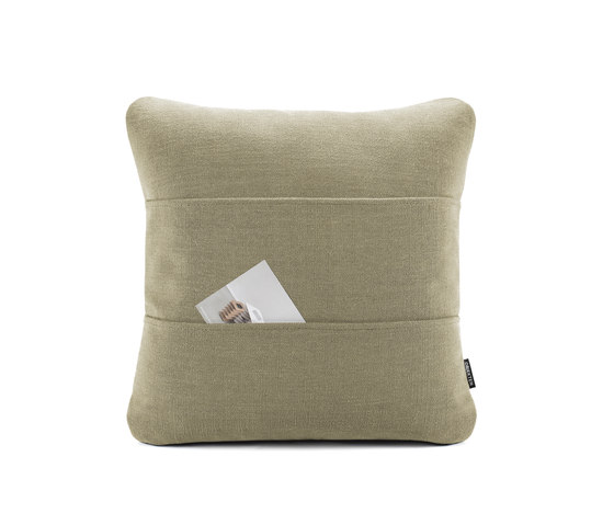 Kangaroo Cushion | Cojines | OBJEKTEN