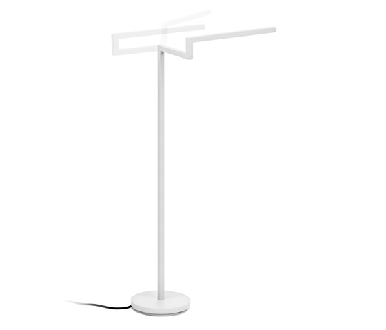 Swing Floor Lamp | Free-standing lights | OBJEKTEN