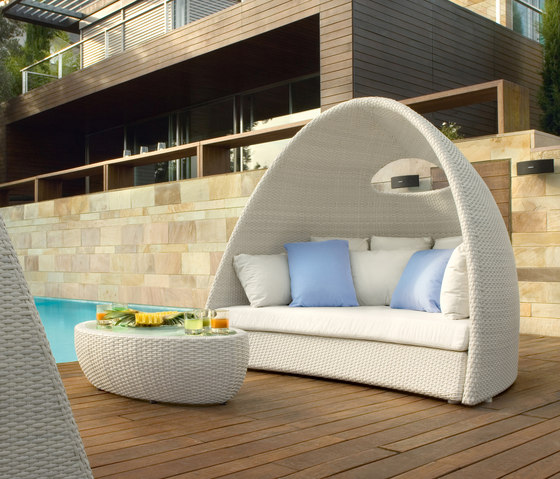 Igloo 9631 day-bed sofa | Muebles cocoon | ROBERTI outdoor pleasure