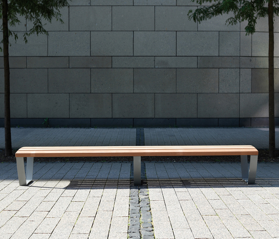Cado levis Hockerbank 300 cm | Sitzbänke | Westeifel Werke