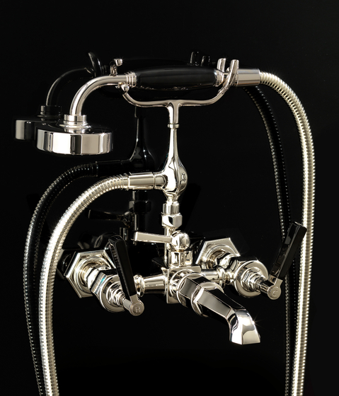 Jubilee Black Lever Bath shower mixer | Bath taps | Devon&Devon