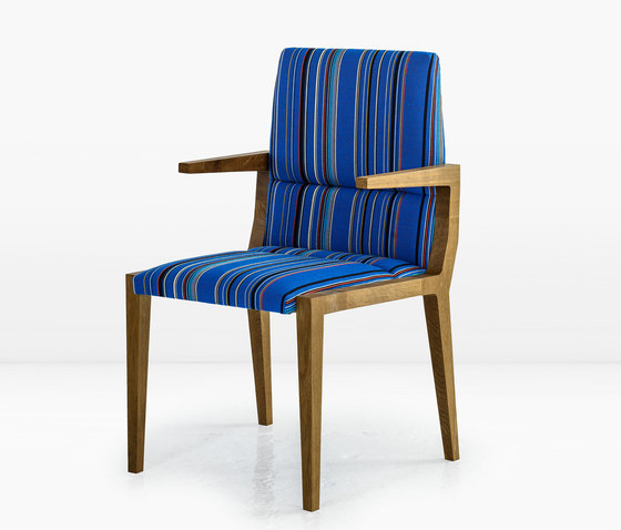 Julian Dining Chair | Stühle | Khouri Guzman Bunce Lininger