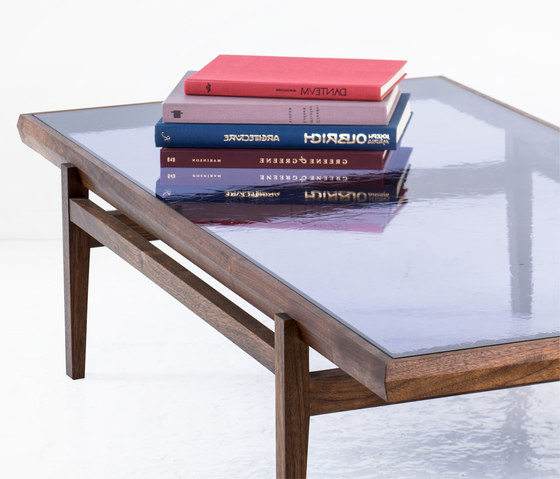 Pintor Coffee Table | Mesas de centro | Khouri Guzman Bunce Lininger