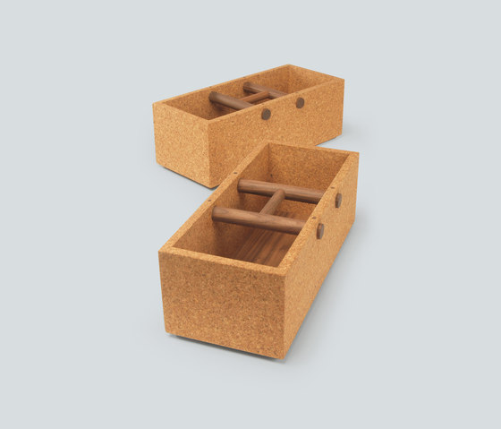 independent corkbox | Contenedores / Cajas | Skram