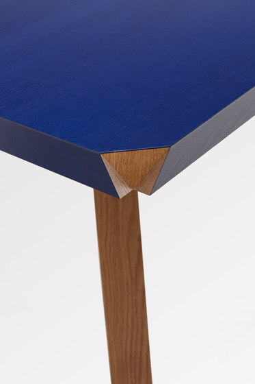 Corner Table | Dining tables | H Furniture