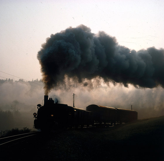 Locomotive à vapeur | Une locomotive en Autriche | Panneaux de bois | wallunica