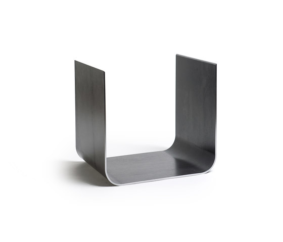 U-Form Tisch | Hocker Schwarzstahl | Beistelltische | lebenszubehoer by stef’s