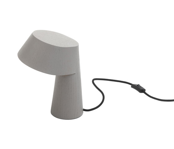 LITTLE P table lamp | Lámparas de sobremesa | Schönbuch