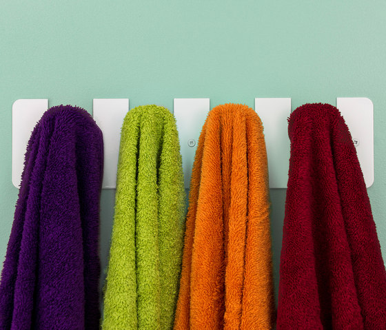 Comb - Coat Rack | Estanterías toallas | Matteo Gerbi Limited