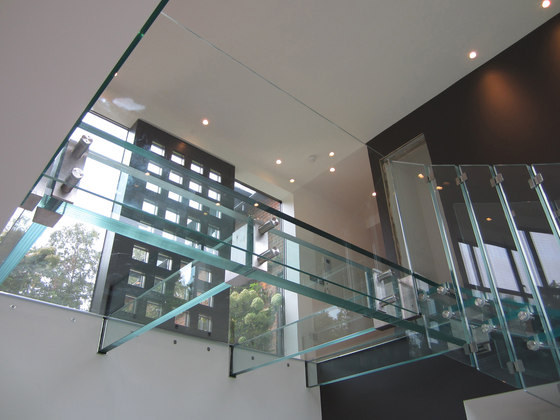 Glass floor | Ringhiere delle scale | Siller Treppen
