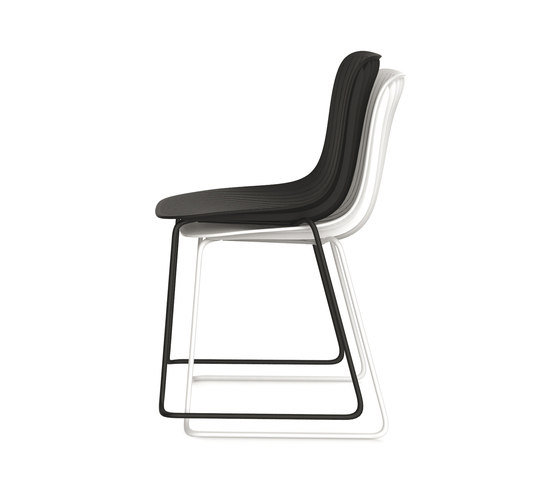 Dragonfly | Chair - sled base | Chaises | Segis