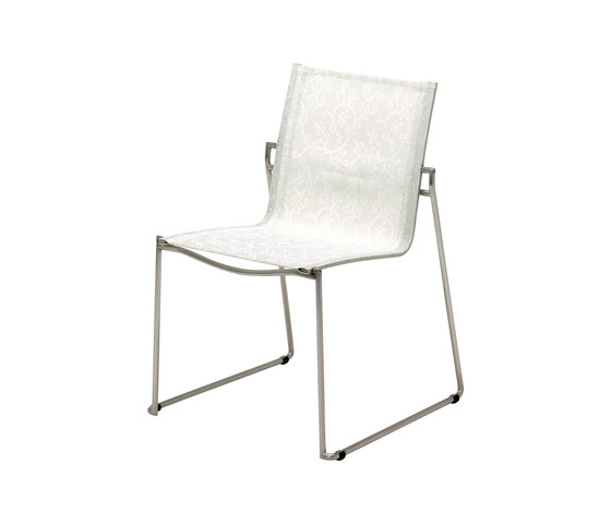 Asta Stacking Chair | Stühle | Gloster Furniture GmbH
