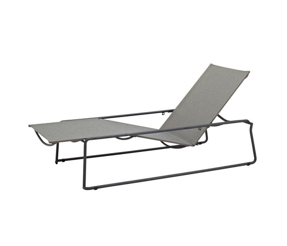 Asta Stacking Lounger | Bains de soleil | Gloster Furniture GmbH