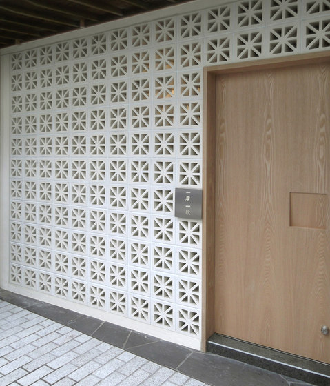 Porous block 200 in-situ | Sistemas de fachadas | Kenzan