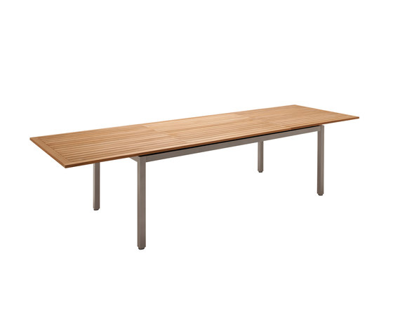 Azore Large Extending Table | Tables de repas | Gloster Furniture GmbH