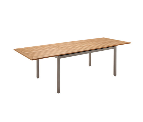 Azore Small Extending Table | Dining tables | Gloster Furniture GmbH