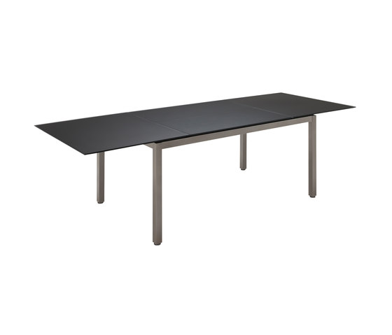 Azore Small Glass Extending Table | Tables de repas | Gloster Furniture GmbH