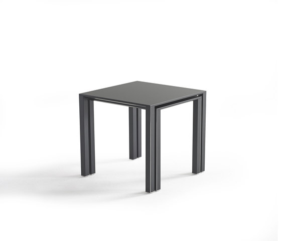 Infinity Side-table set | Tavolini alti | Yomei