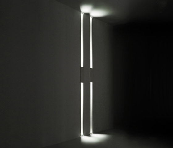 Slit symmetric cover | Lámparas empotrables de pared | Simes