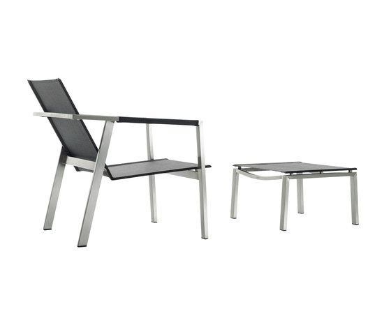 Allure lounge chair and footstool | Poltrone | solpuri