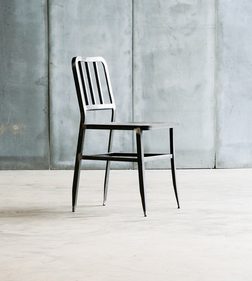 Metal Chair | Chaises | Heerenhuis