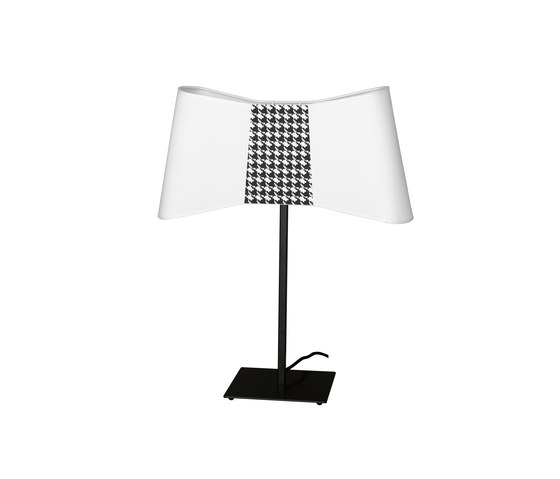Couture Table lamp large | Lampade tavolo | designheure