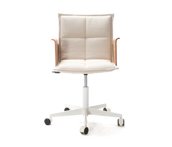 Lab Z Chair | Chaises | Inno