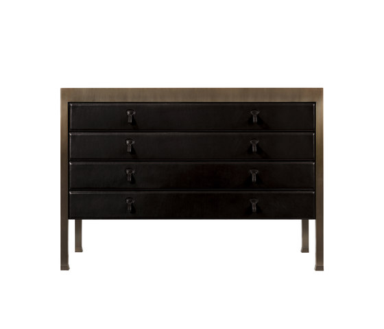 Gong chest of drawers | Aparadores | Promemoria