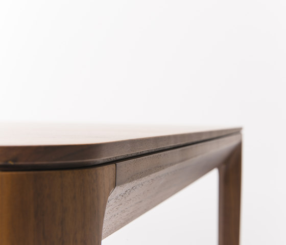 Challenge table | Dining tables | CondeHouse