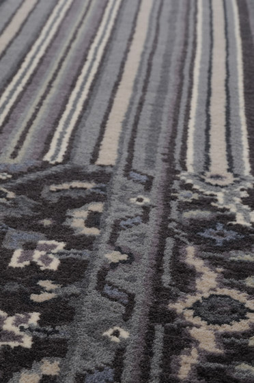 Playing With Tradition | Tapis / Tapis de designers | I + I