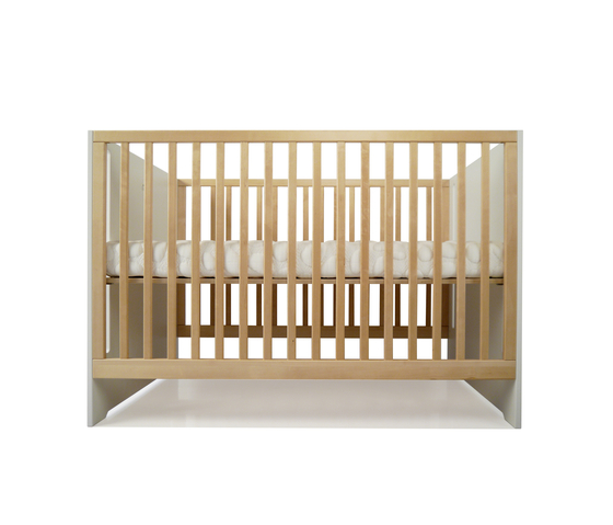 Oliv Crib | Kids beds | Spot On Square