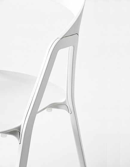 Compas chair | Chairs | Kristalia
