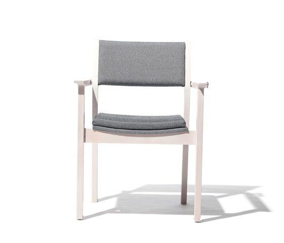 Santiago Dining armchair | Chairs | TON A.S.