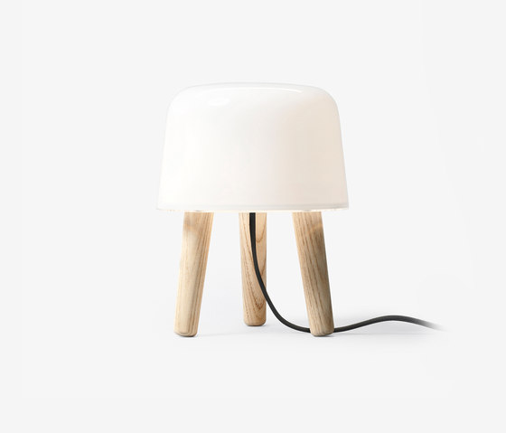 Milk NA1 Natural Ash w. White Cord | Table lights | &TRADITION