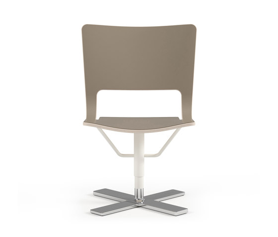 Air easy chair | Sillas | Materia
