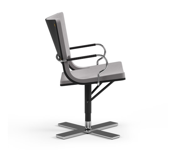 Air easy chair | Sillas | Materia